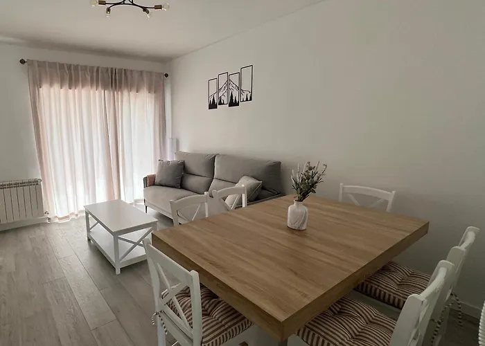 El Descanso De La Covatilla 아파트 베하르